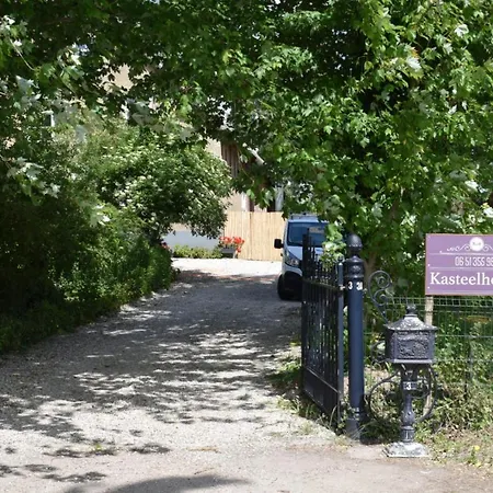 Kasteelhoeve-dussen Couette-café 3*