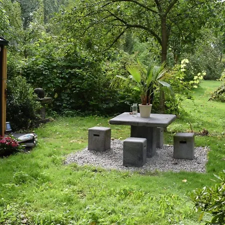 Bed & Breakfast Kasteelhoeve-dussen