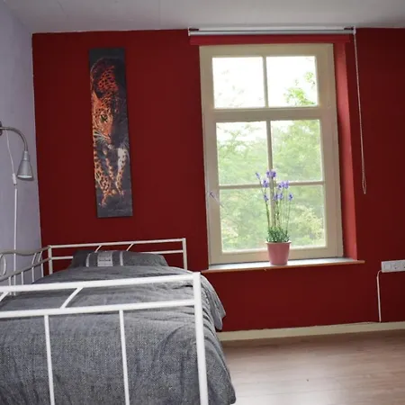 Kasteelhoeve-dussen Bed & Breakfast Dussen